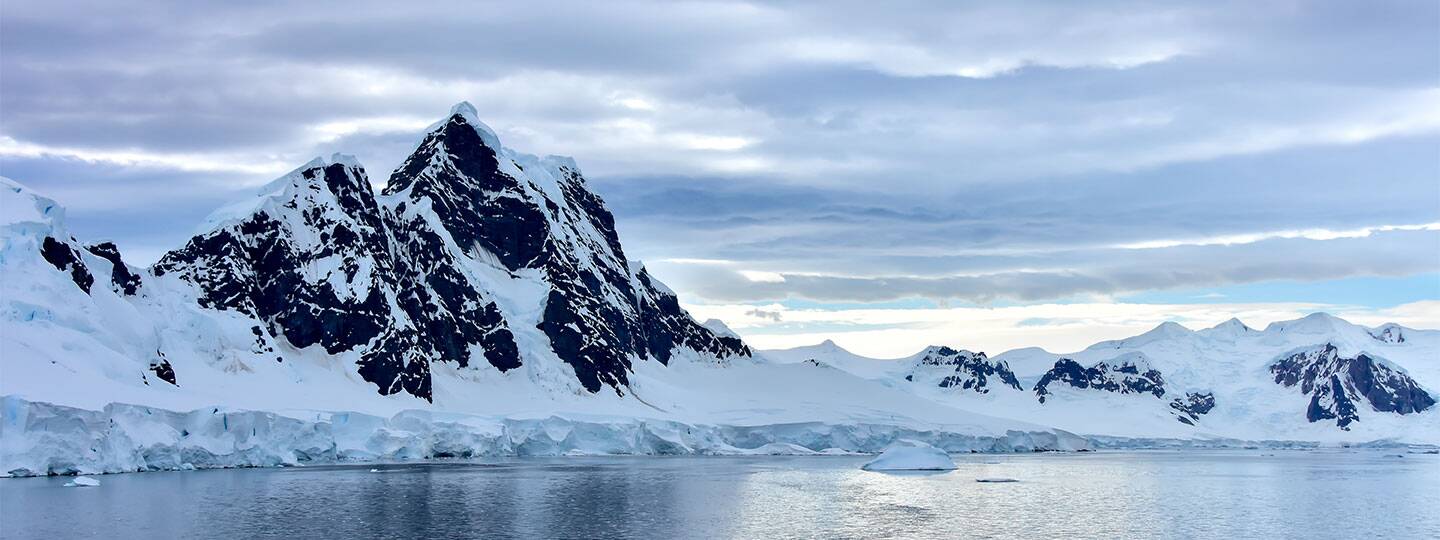 elephant-island-antarctica-glacier